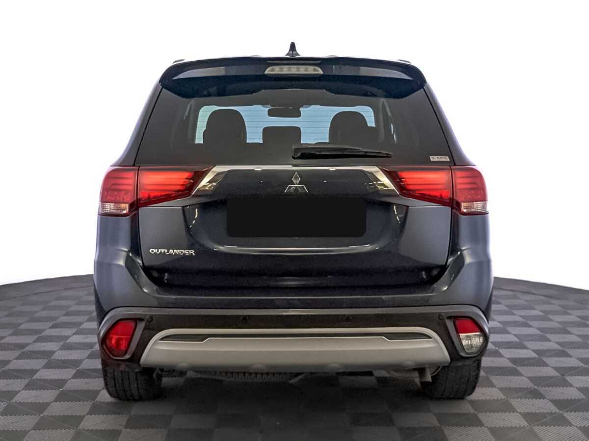 Mitsubishi Outlander 2021 года с пробегом. Фото: #5