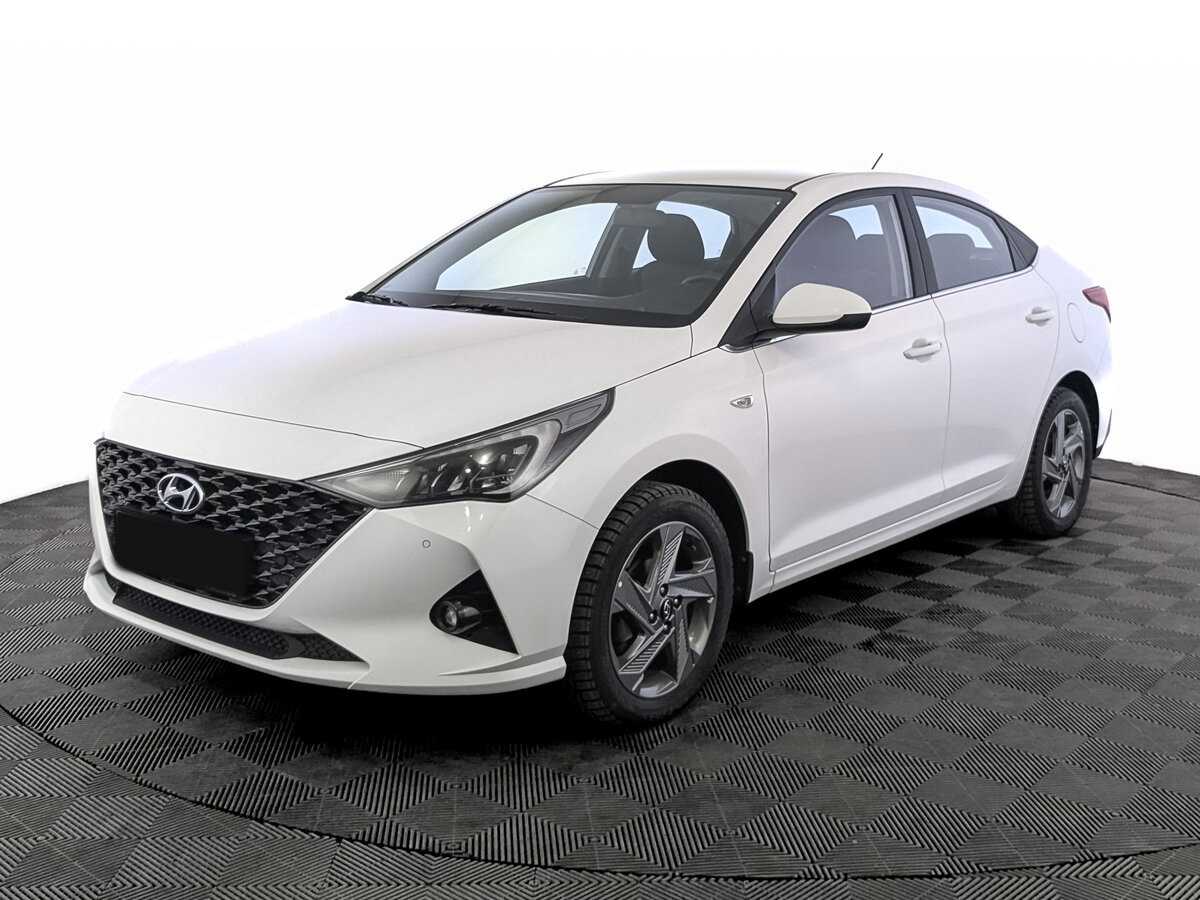 Hyundai Solaris 2021 года с пробегом. Посмотреть фото