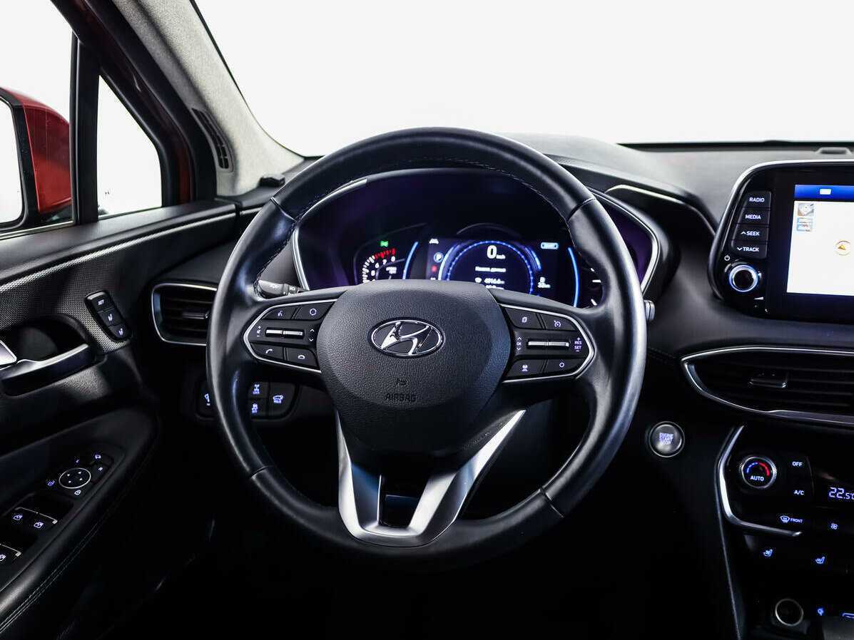 Hyundai Santa Fe 2019 года с пробегом. Фото: #9