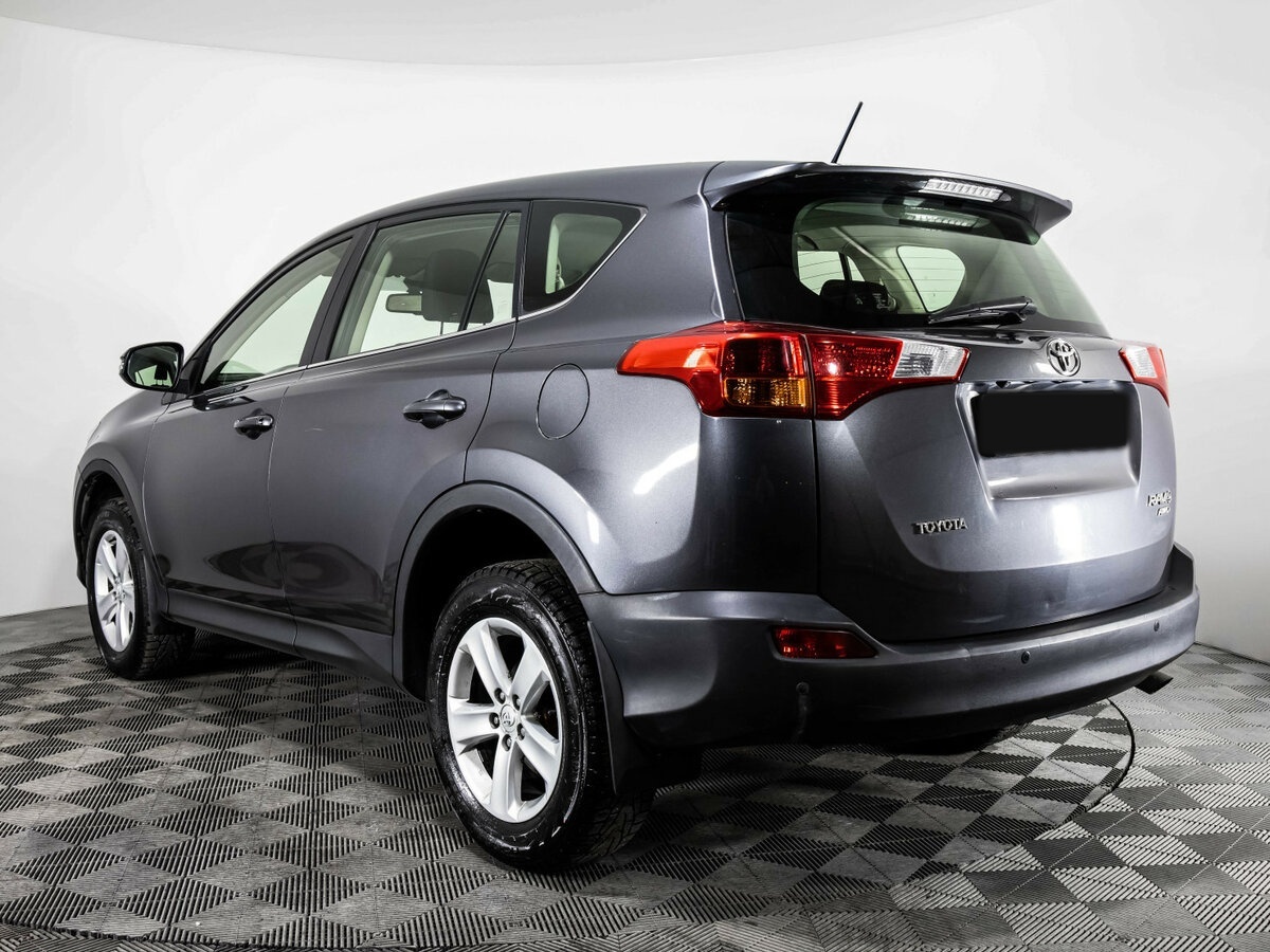 Toyota RAV4 2013 года с пробегом. Фото: #6