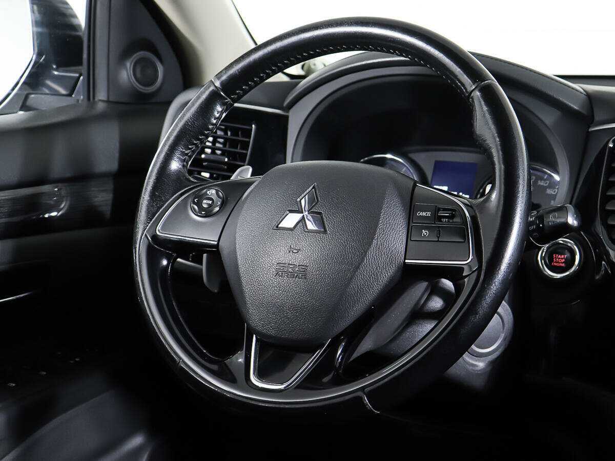Mitsubishi Outlander 2015 года с пробегом. Фото: #14