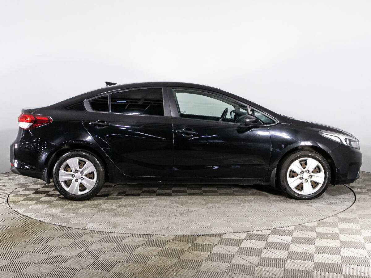 Kia Cerato 2018 года с пробегом. Фото: #3