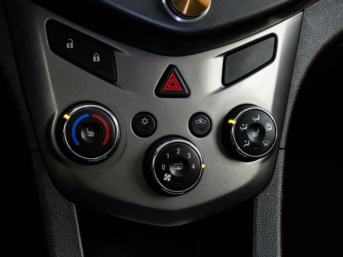 Chevrolet Aveo 2013 года с пробегом. Фото: #15