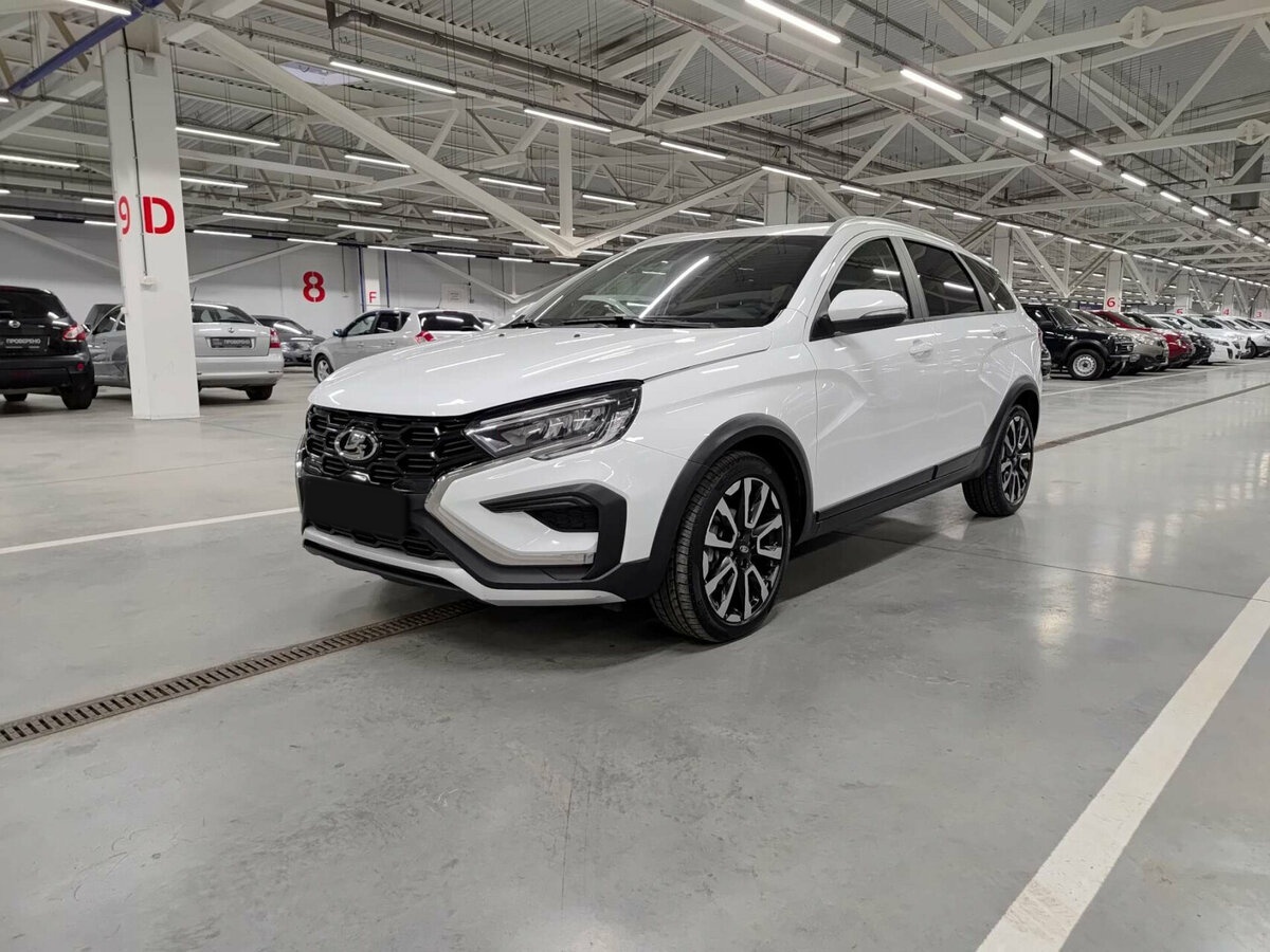 Lada (ВАЗ) Vesta 2024 года с пробегом. Посмотреть фото