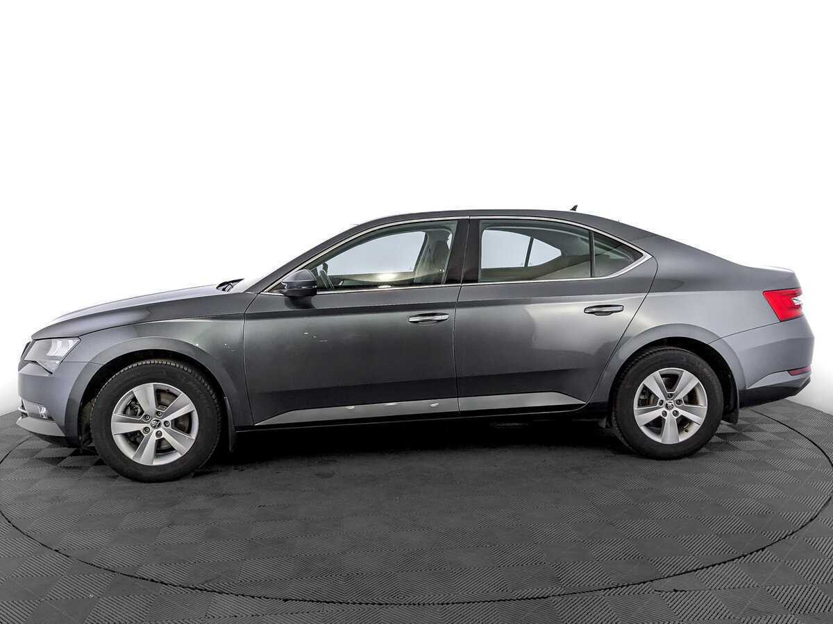 Skoda Superb 2018 года с пробегом. Фото: #7