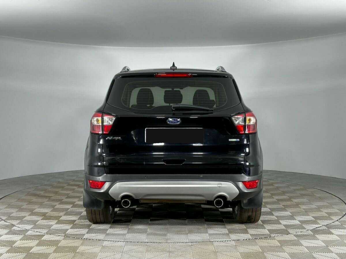 Ford Kuga 2018 года с пробегом. Фото: #3