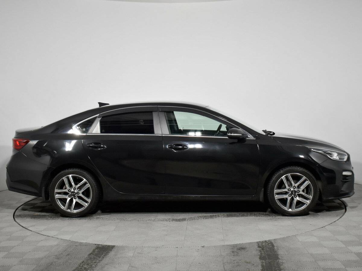 Kia Cerato 2019 года с пробегом. Фото: #3