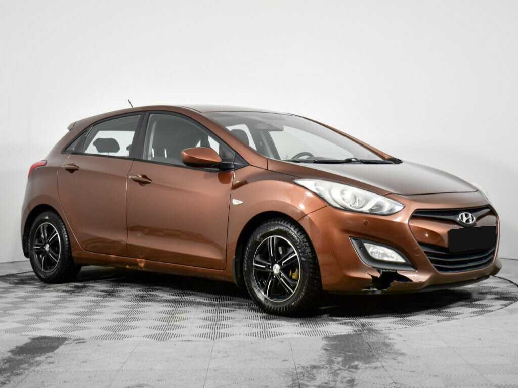 Hyundai i30 2013 года с пробегом. Фото: #2