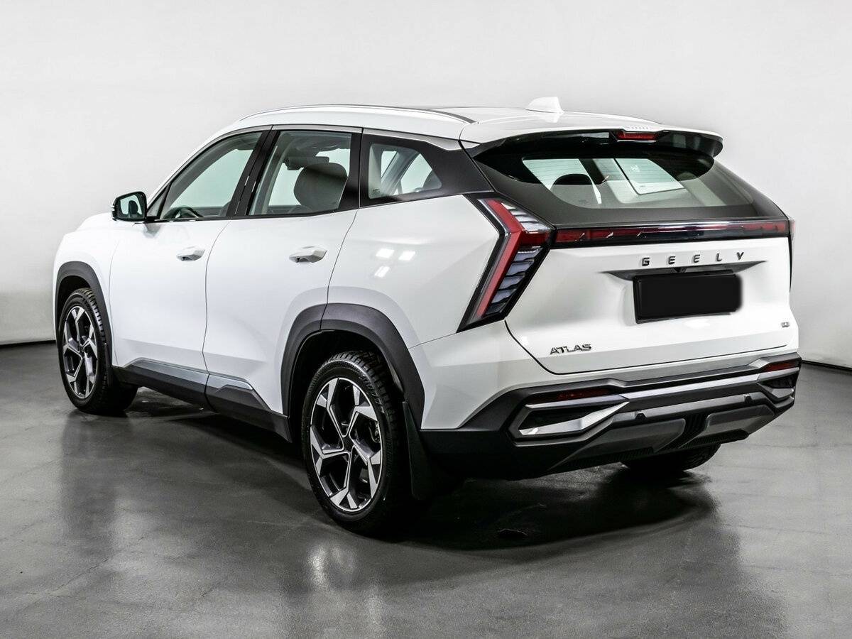 Geely Atlas 2024 года с пробегом. Фото: #6