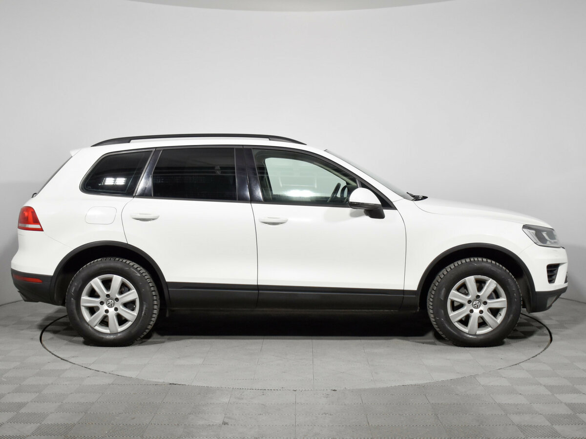 Volkswagen Touareg 2015 года с пробегом. Фото: #3