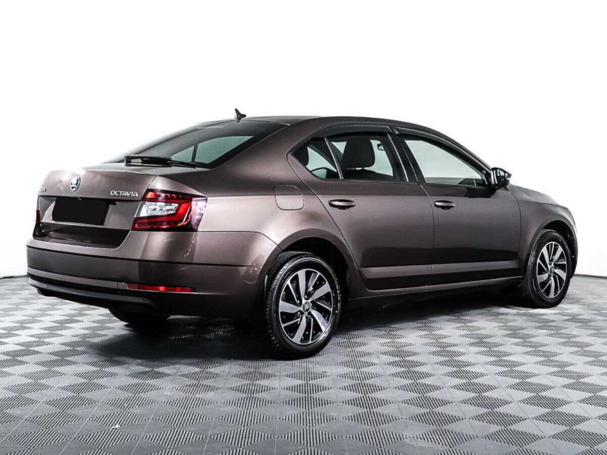 Skoda Octavia 2018 года с пробегом. Фото: #4
