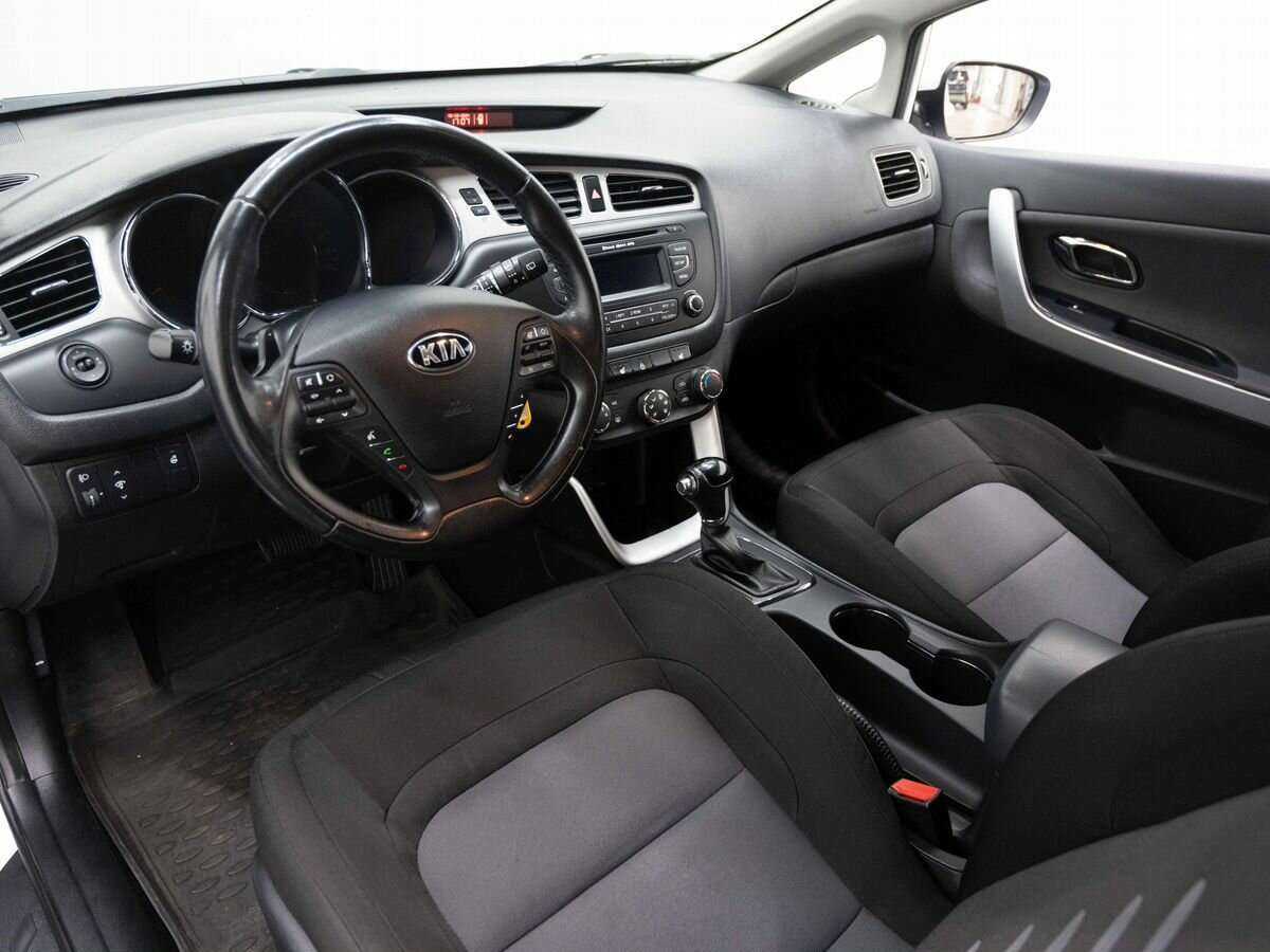 Kia Ceed 2014 года с пробегом. Фото: #6