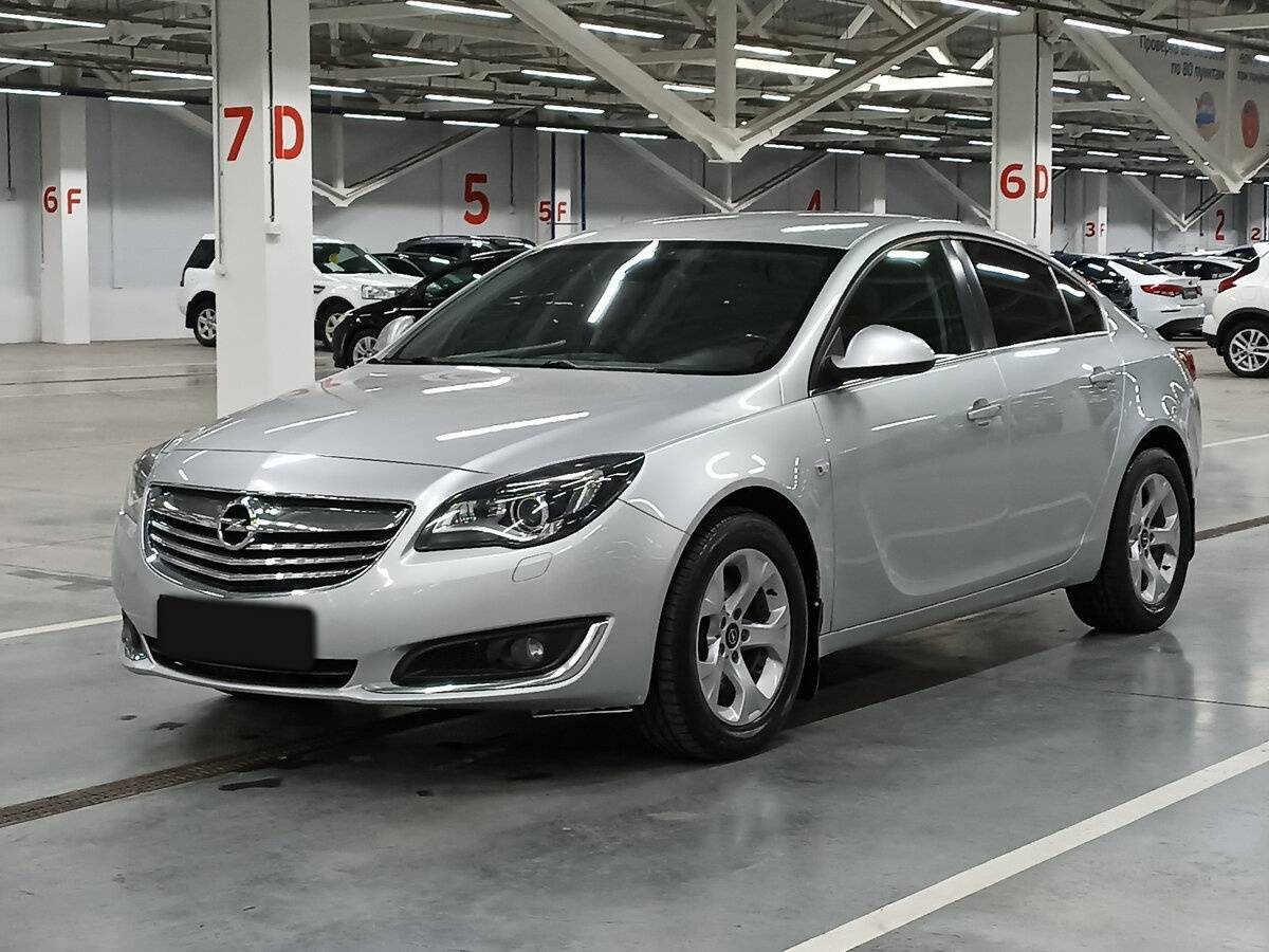 Opel Insignia 2014 года с пробегом. Посмотреть фото