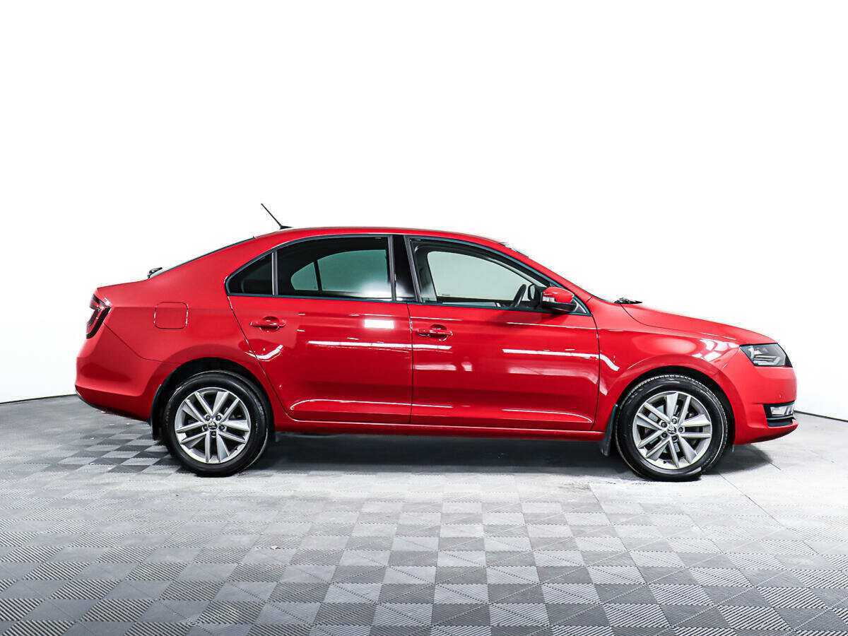 Skoda Rapid 2019 года с пробегом. Фото: #3