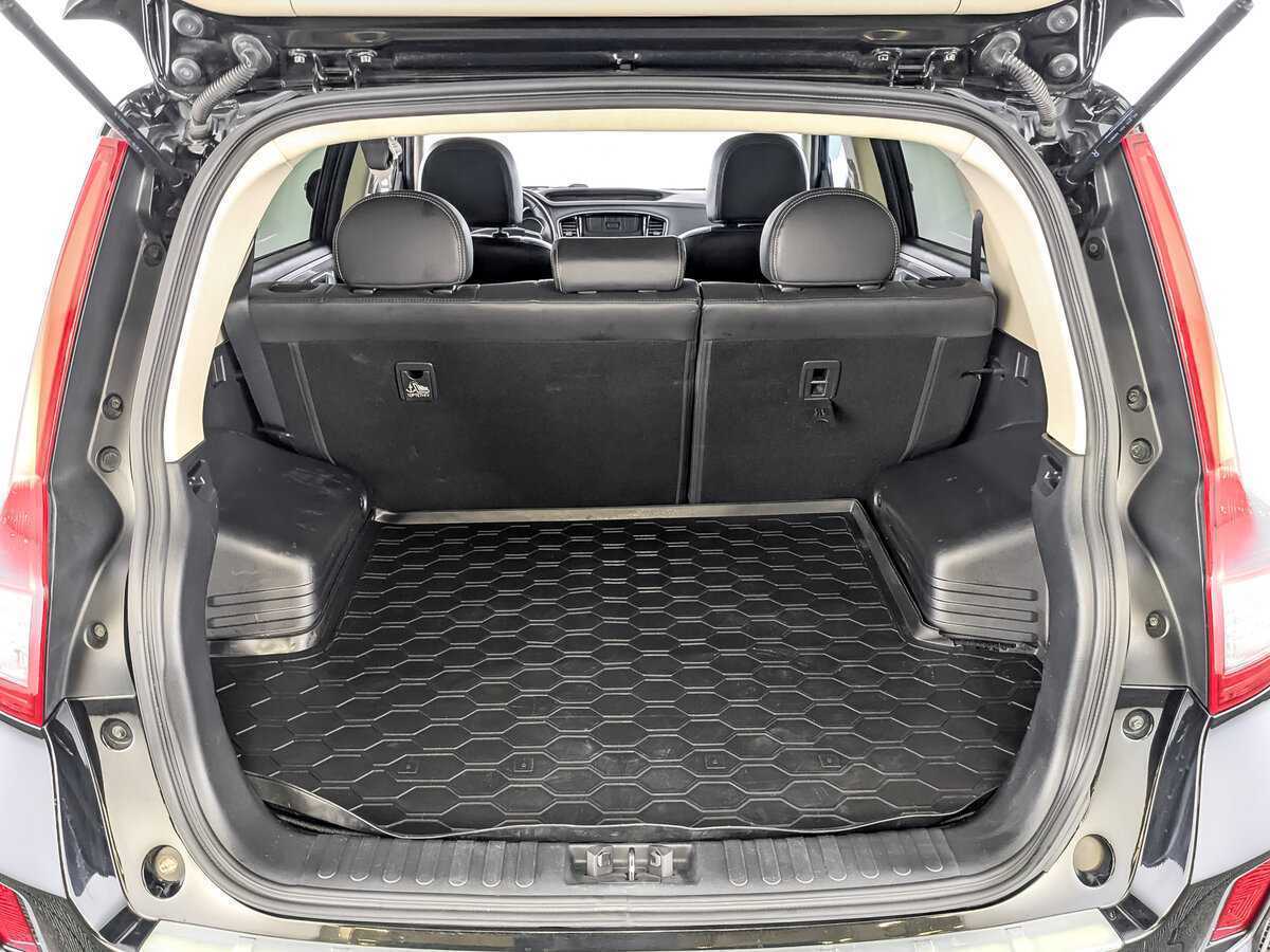 Geely Emgrand X7 2018 года с пробегом. Фото: #9