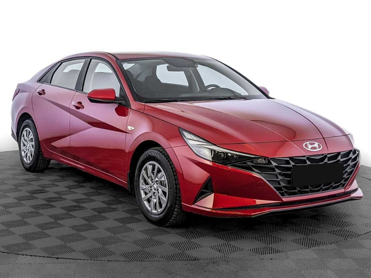 Hyundai Elantra 2021 года с пробегом. Фото: #2