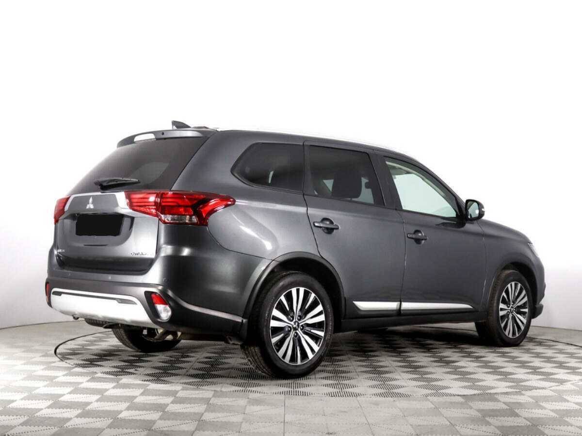 Mitsubishi Outlander 2019 года с пробегом. Фото: #7