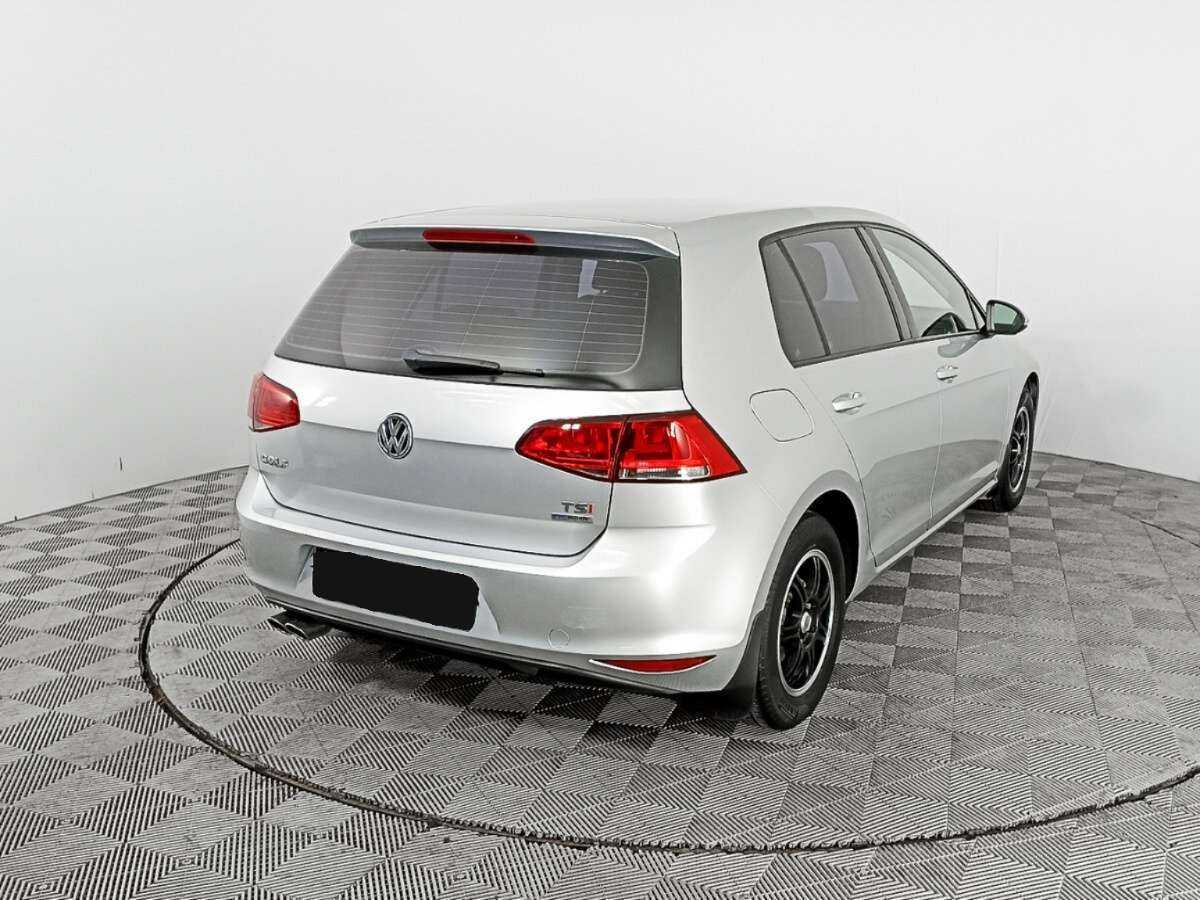 Volkswagen Golf 2013 года с пробегом. Фото: #4