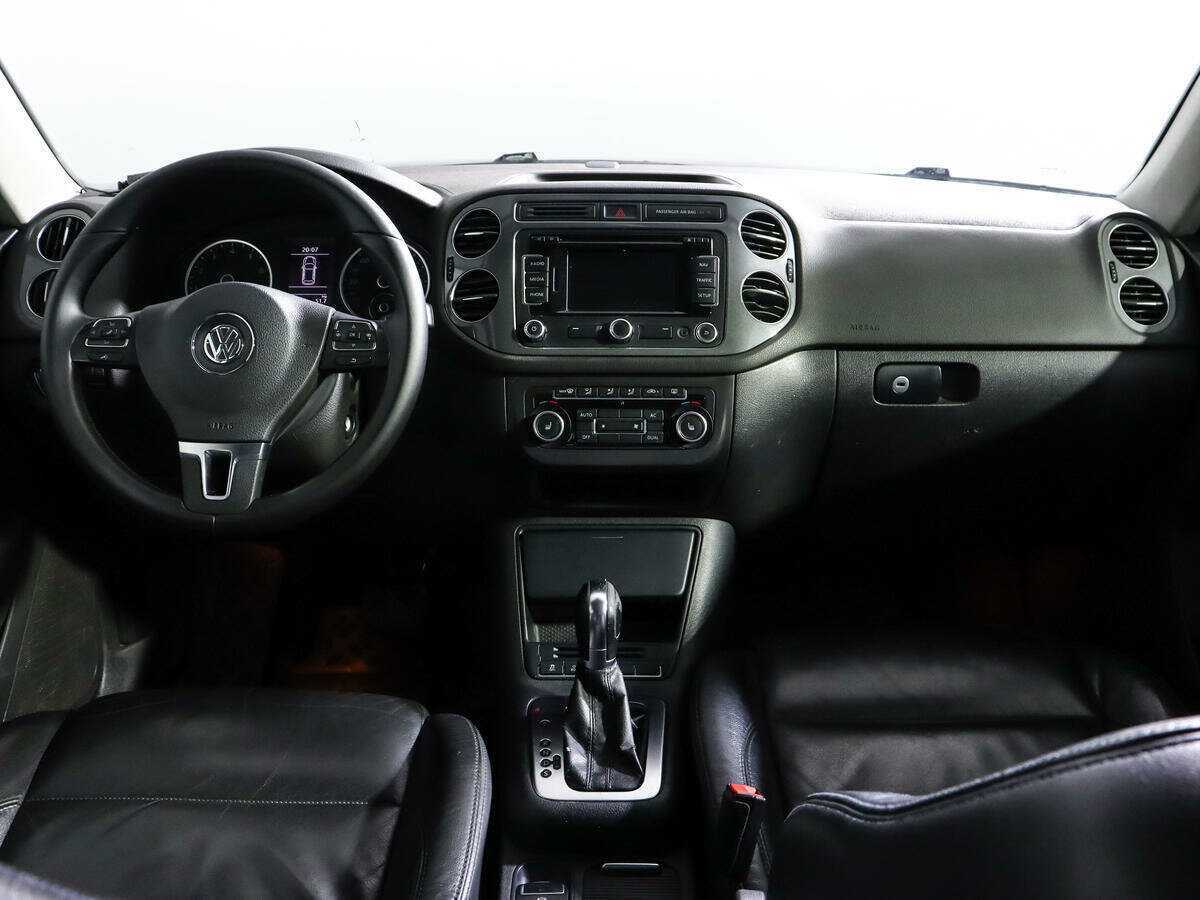 Volkswagen Tiguan 2012 года с пробегом. Фото: #9