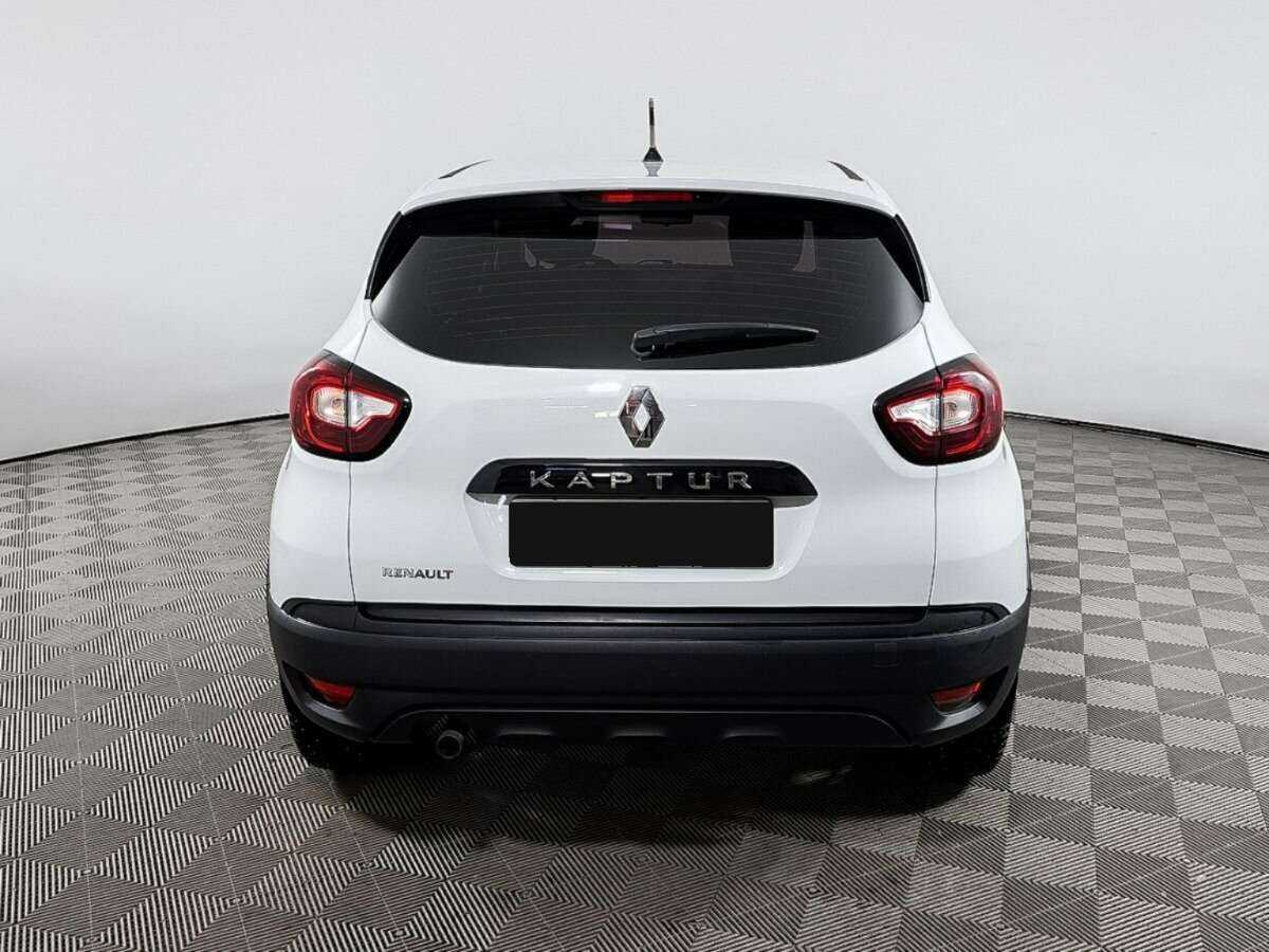 Renault Kaptur 2018 года с пробегом. Фото: #4