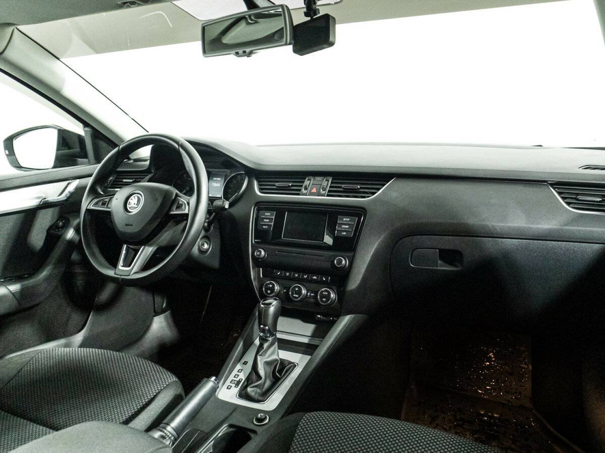 Skoda Octavia 2016 года с пробегом. Фото: #8