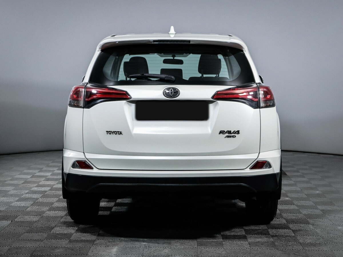 Toyota RAV4 2017 года с пробегом. Фото: #5