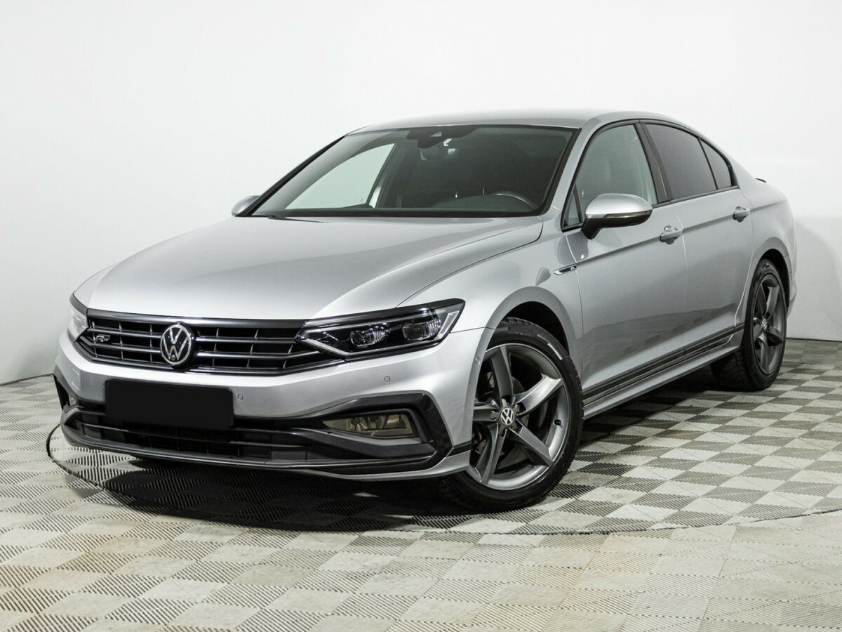 Volkswagen Passat 2021 года с пробегом. Посмотреть фото