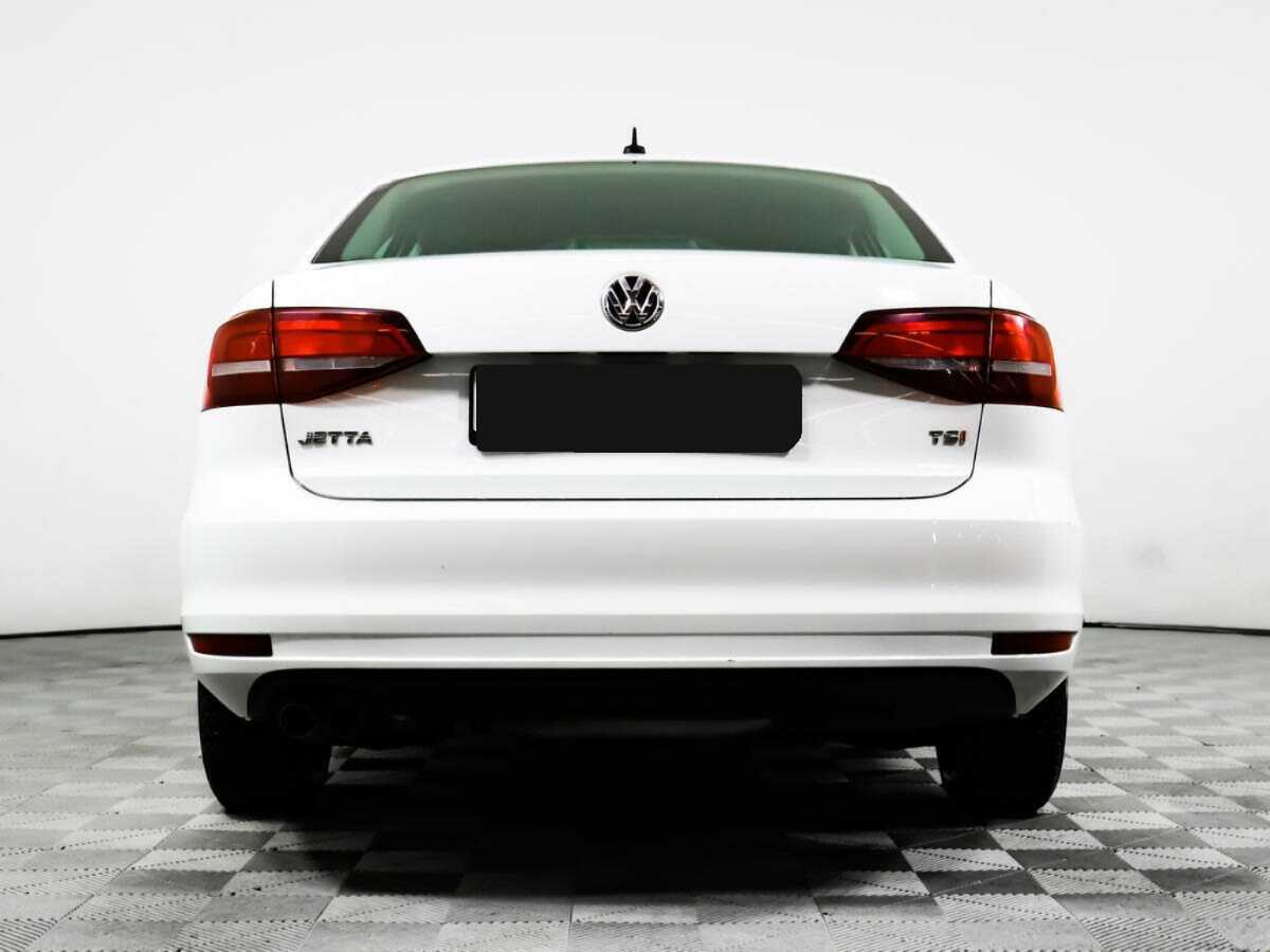 Volkswagen Jetta 2016 года с пробегом. Фото: #4
