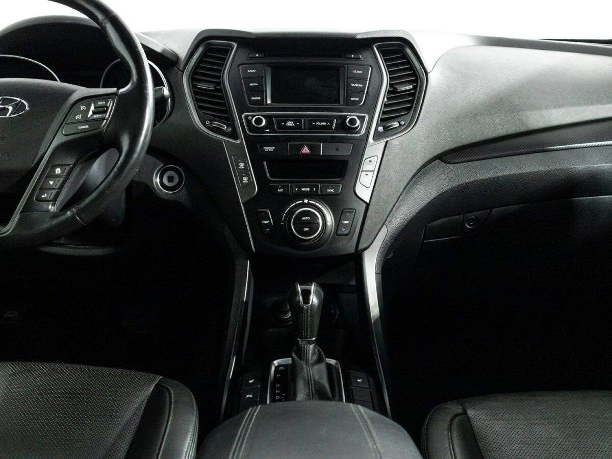 Hyundai Santa Fe 2017 года с пробегом. Фото: #13