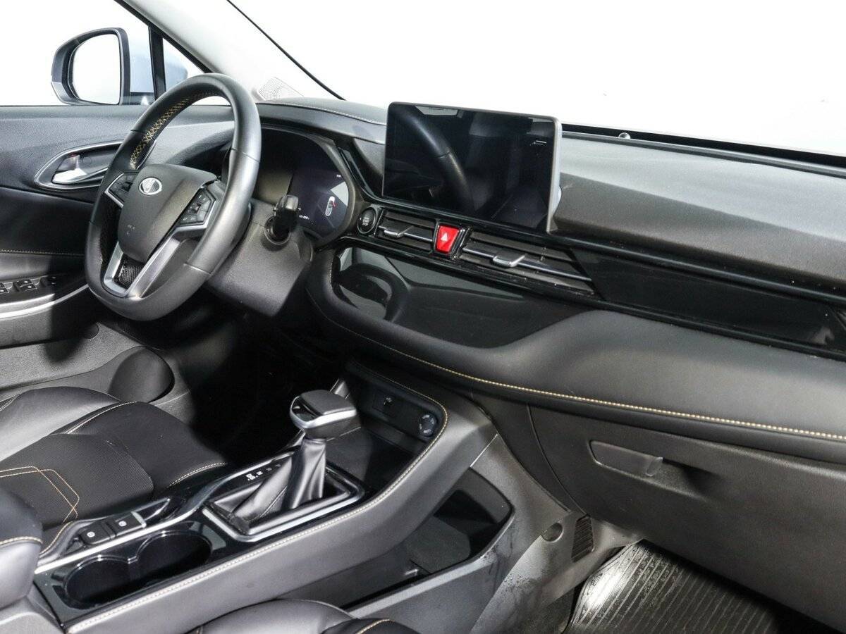 Москвич 3 2023 года с пробегом. Фото: #3