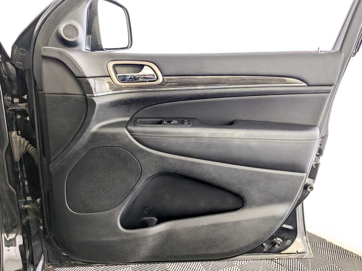 Jeep Grand Cherokee 2014 года с пробегом. Фото: #20