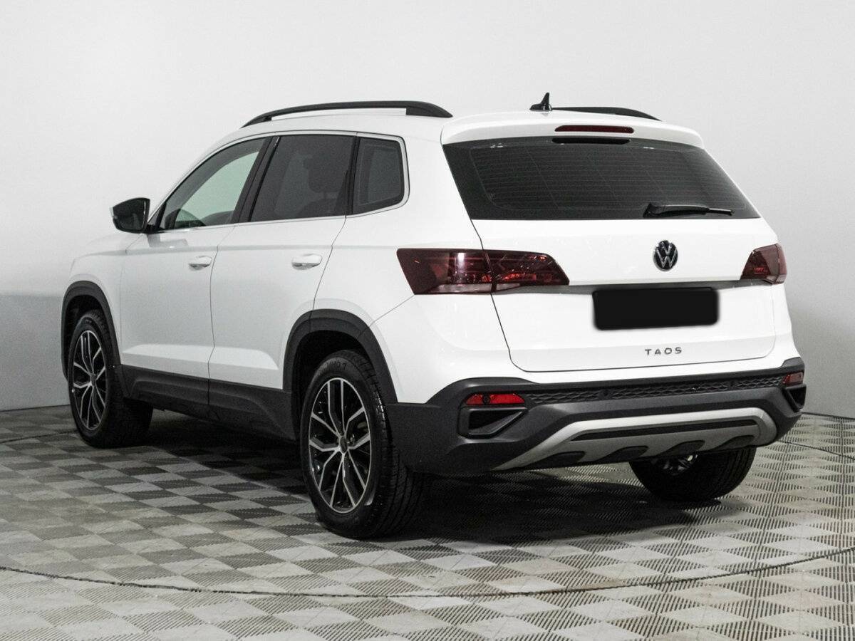 Volkswagen Taos 2021 года с пробегом. Фото: #6