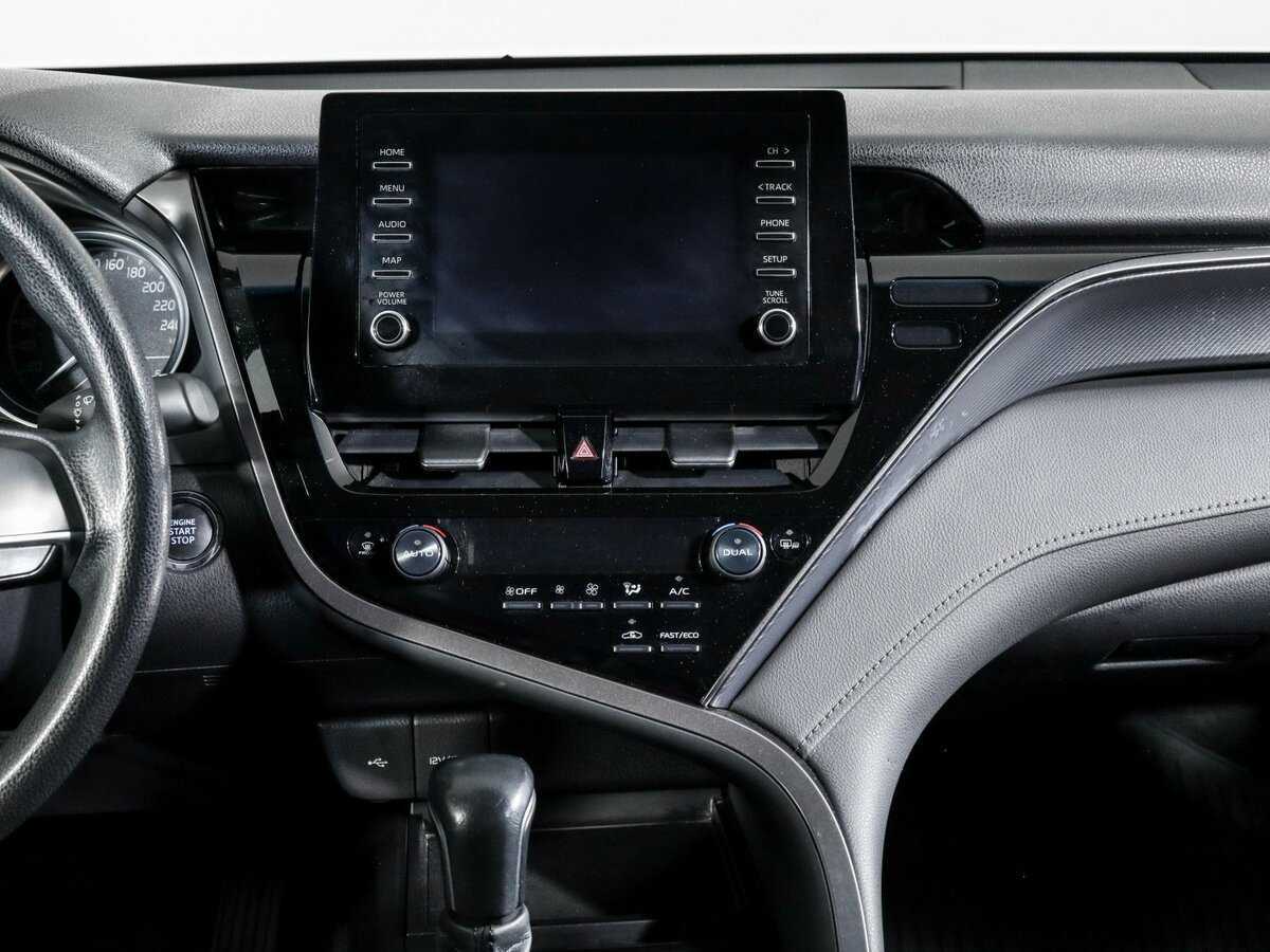 Toyota Camry 2021 года с пробегом. Фото: #9