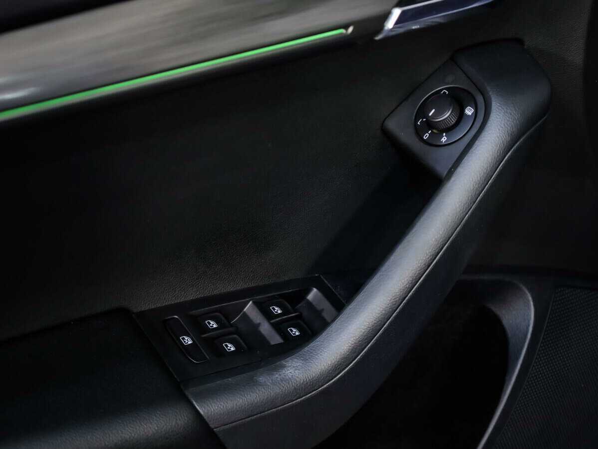 Skoda Octavia 2018 года с пробегом. Фото: #17
