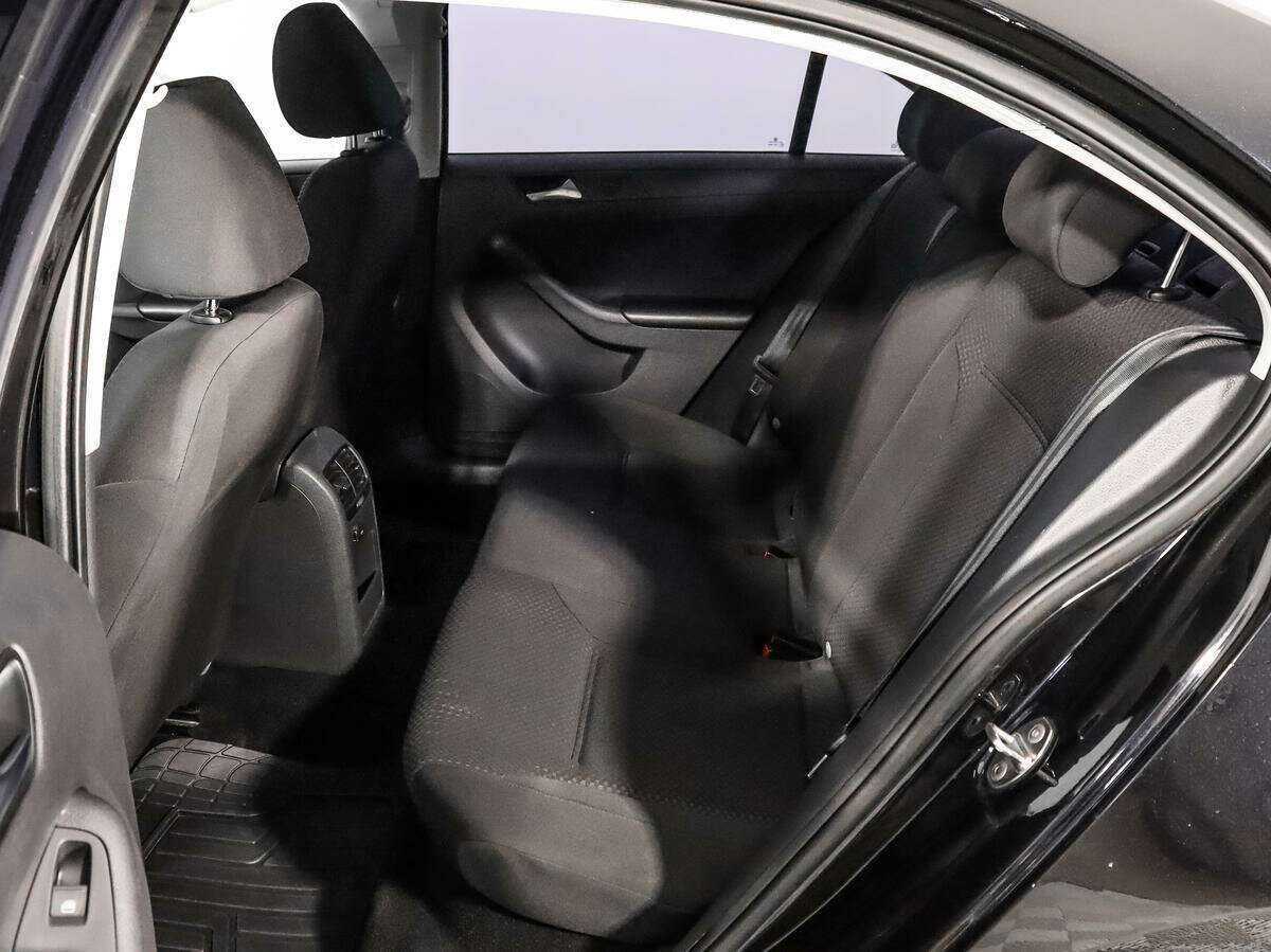 Volkswagen Jetta 2014 года с пробегом. Фото: #9