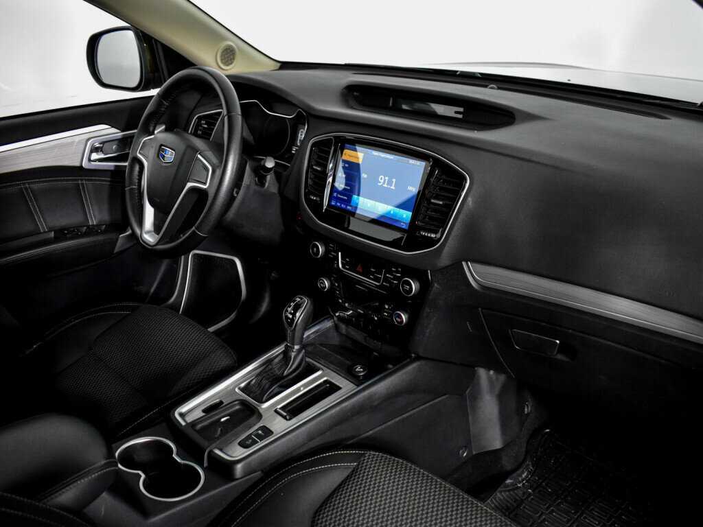 Geely Emgrand X7 2019 года с пробегом. Фото: #11