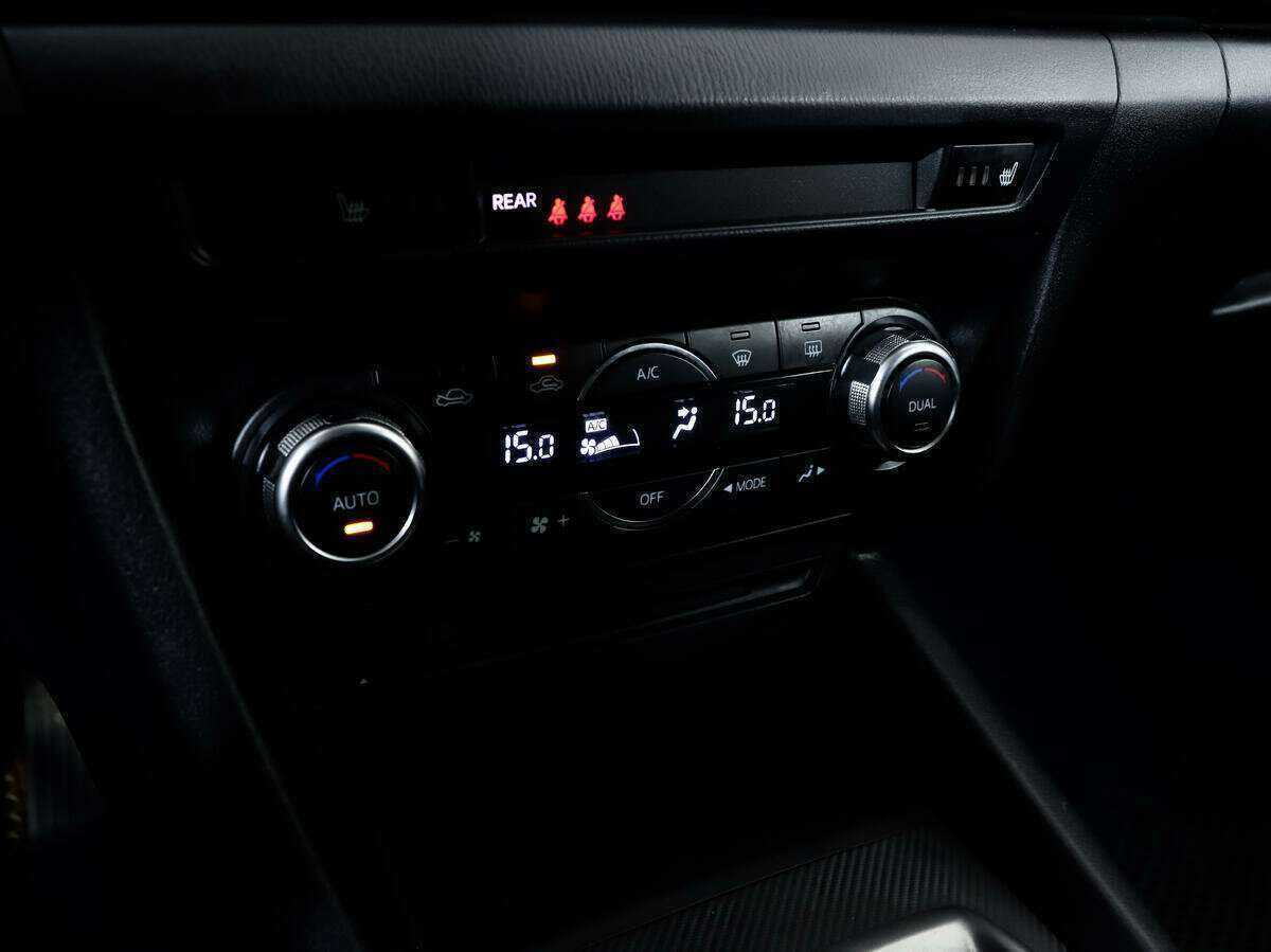 Mazda 3 2013 года с пробегом. Фото: #11