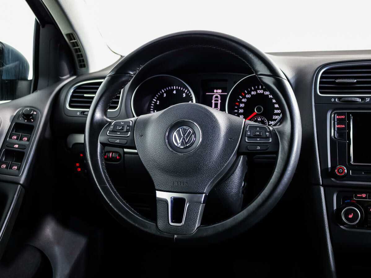 Volkswagen Golf 2012 года с пробегом. Фото: #9
