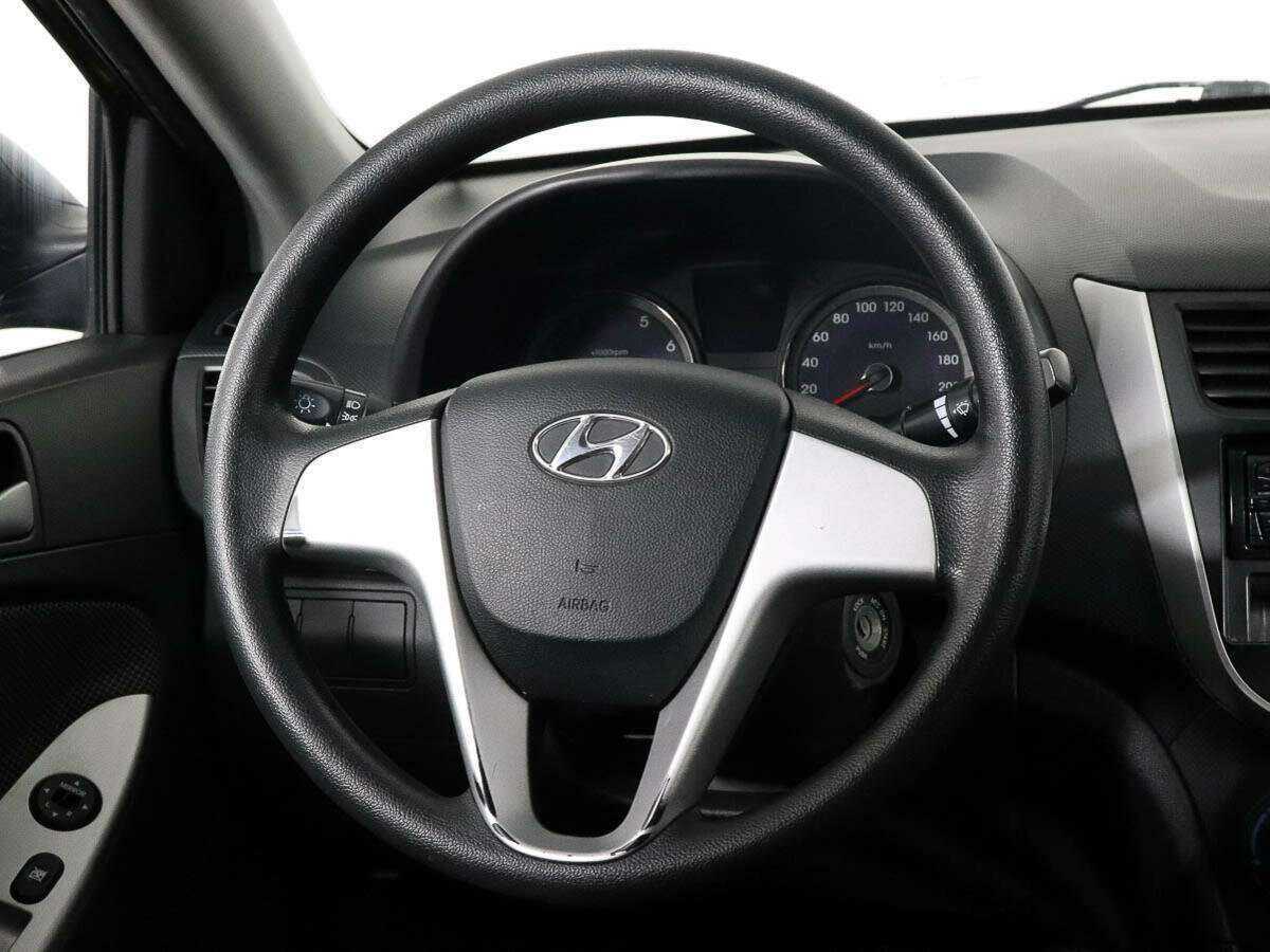 Hyundai Solaris 2012 года с пробегом. Фото: #11