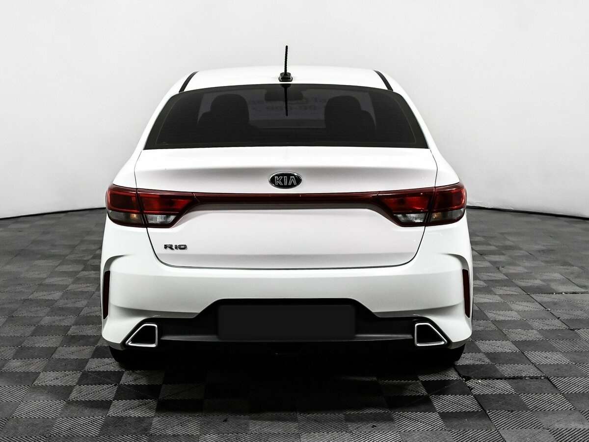 Kia Rio 2021 года с пробегом. Фото: #5