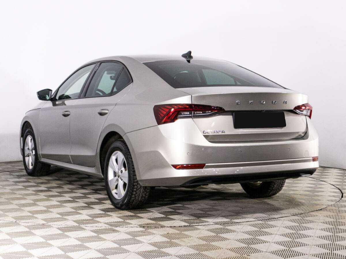 Skoda Octavia 2021 года с пробегом. Фото: #6