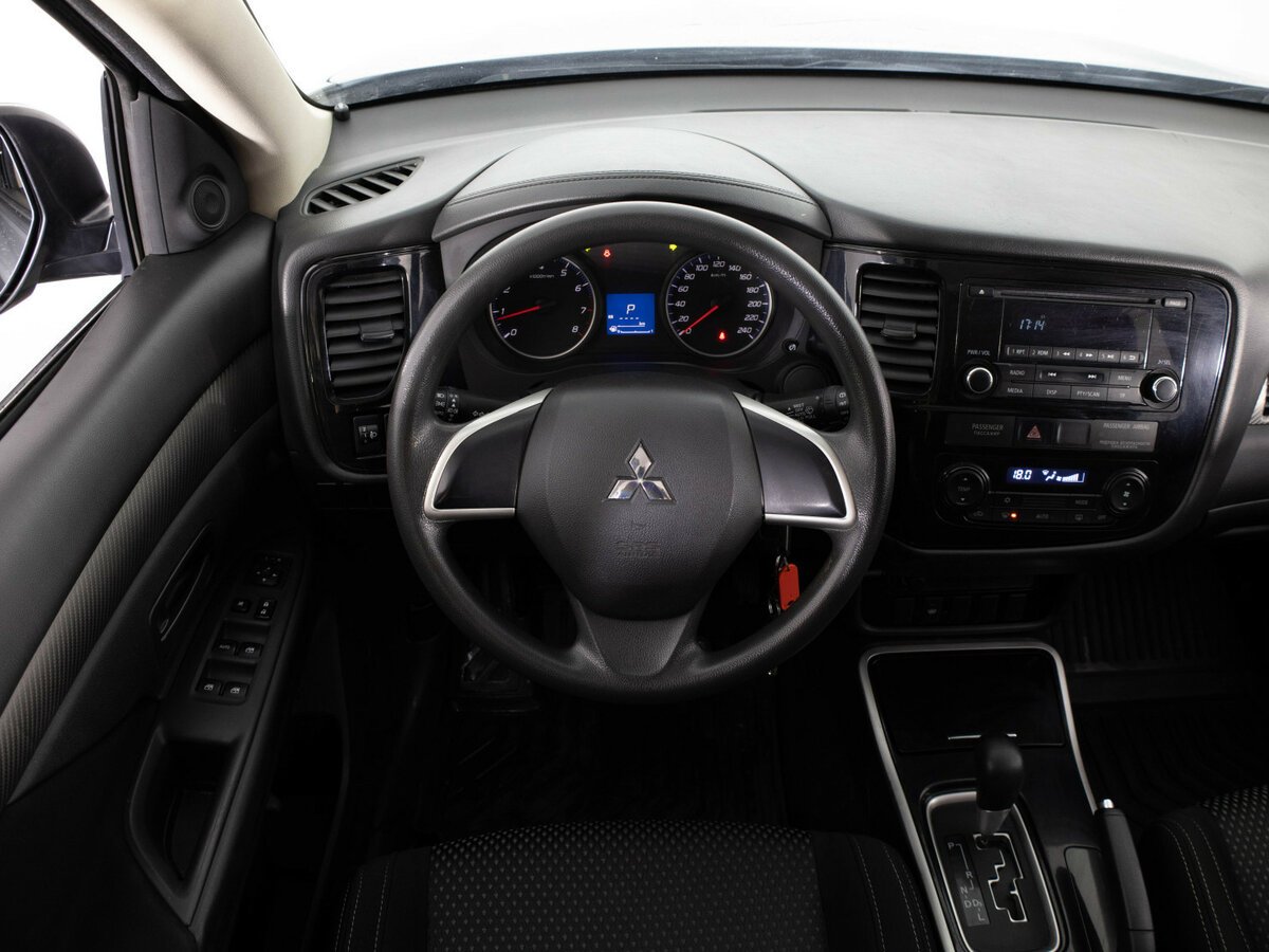 Mitsubishi Outlander 2018 года с пробегом. Фото: #6