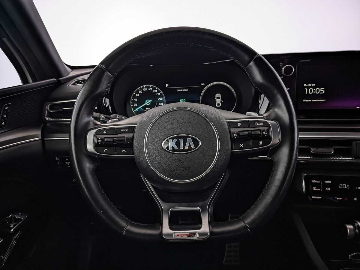 Kia K5 2021 года с пробегом. Фото: #21