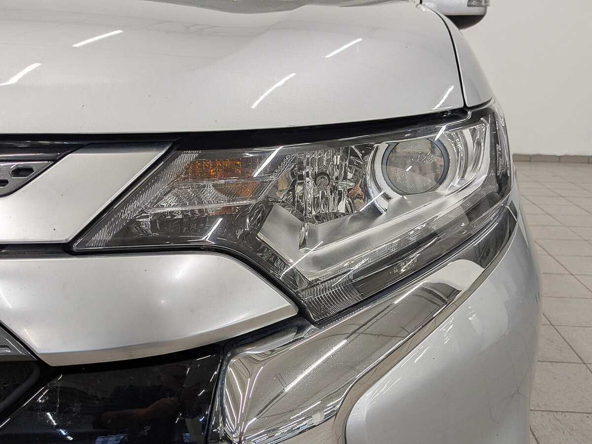 Mitsubishi Outlander 2020 года с пробегом. Фото: #10