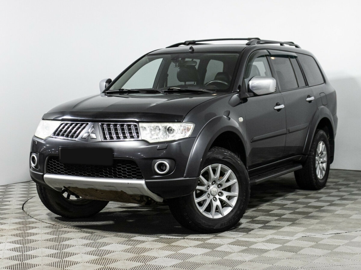 Mitsubishi Pajero Sport 2013 года с пробегом. Фото: #0