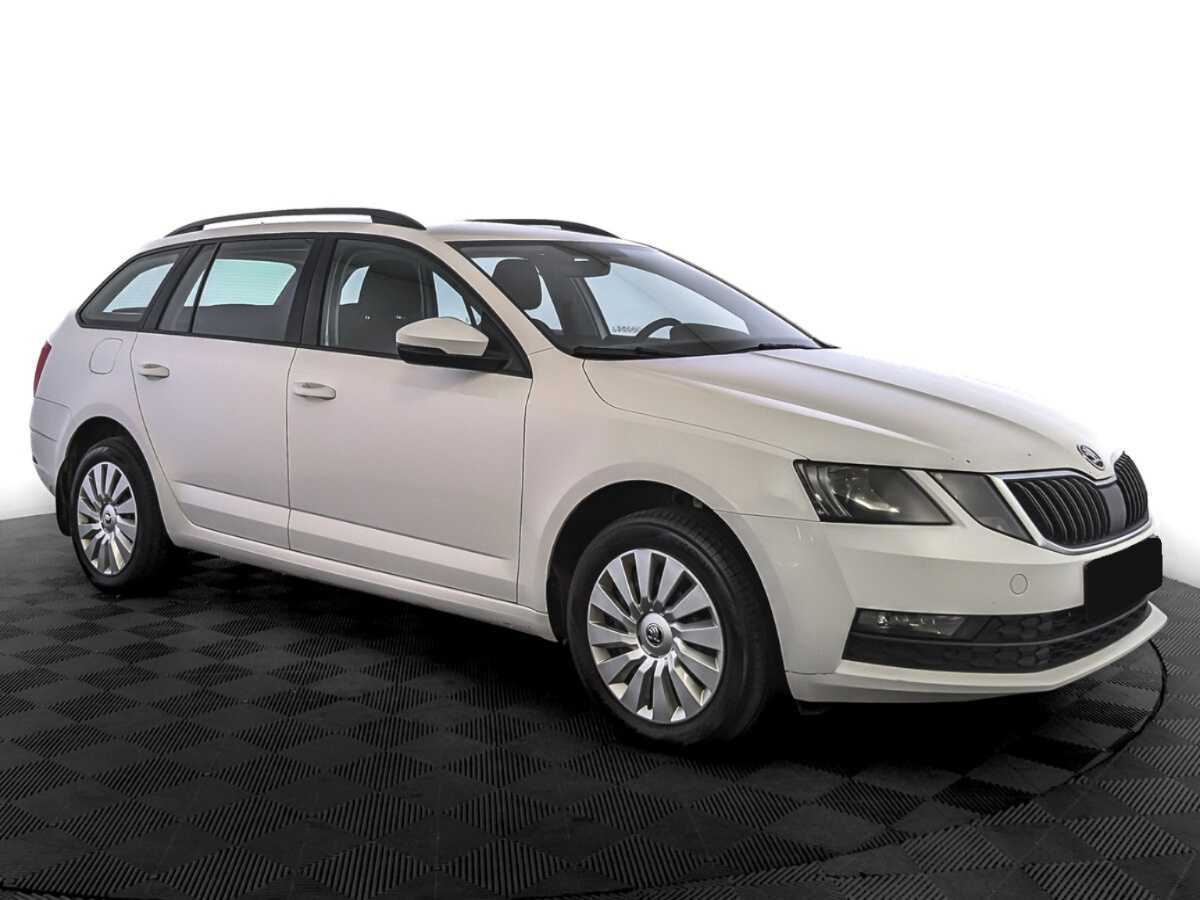 Skoda Octavia 2017 года с пробегом. Фото: #2