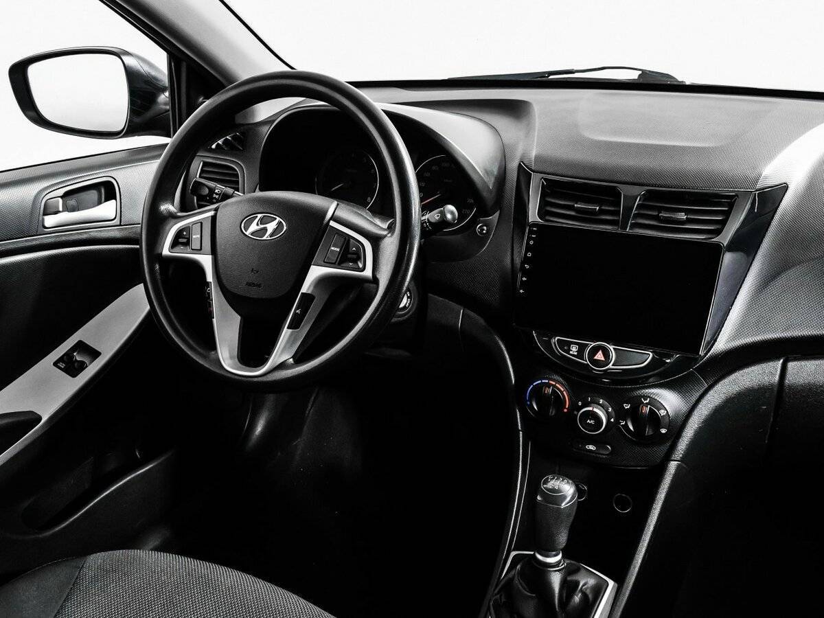 Hyundai Solaris 2012 года с пробегом. Фото: #8