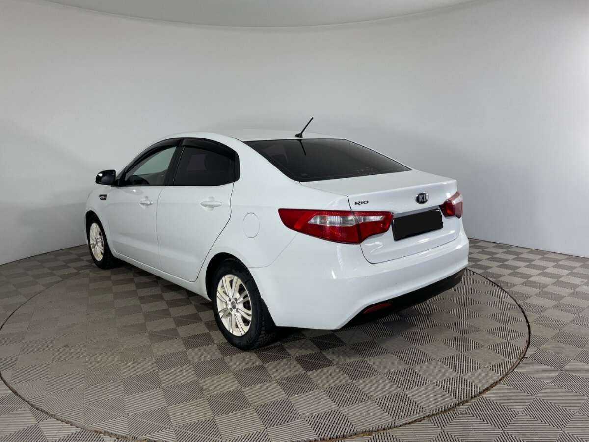 Kia Rio 2013 года с пробегом. Фото: #5
