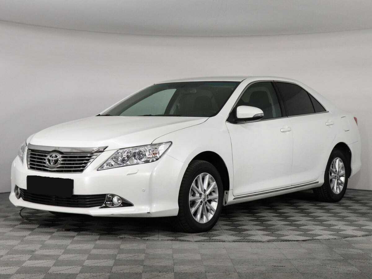 Toyota Camry 2014 года с пробегом. Фото: #0