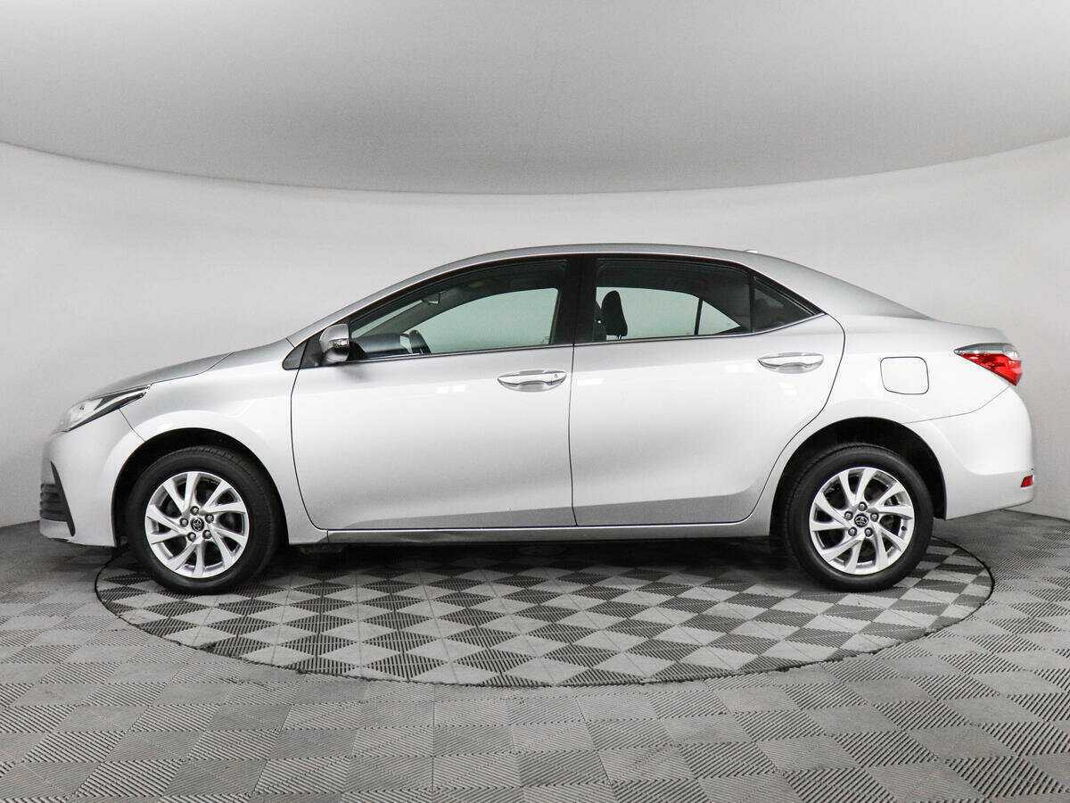 Toyota Corolla 2017 года с пробегом. Фото: #7